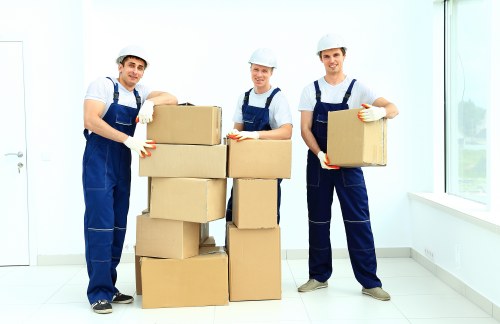 Preparing a retail or office relocation with labelled boxes and access planning