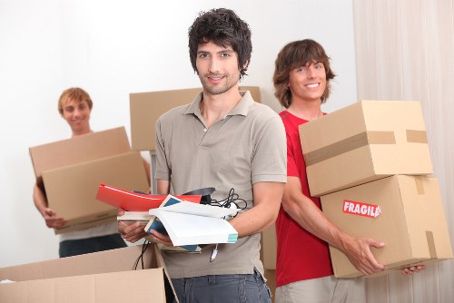 Flexible man with a van solution for Ilford customers and nearby areas